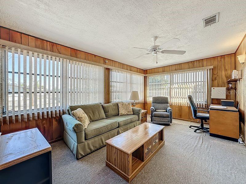 Image 10 of 25 For 313 Granada Boulevard