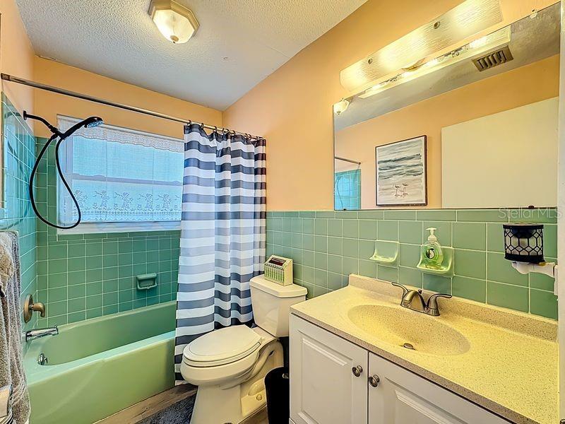 Image 17 of 25 For 313 Granada Boulevard