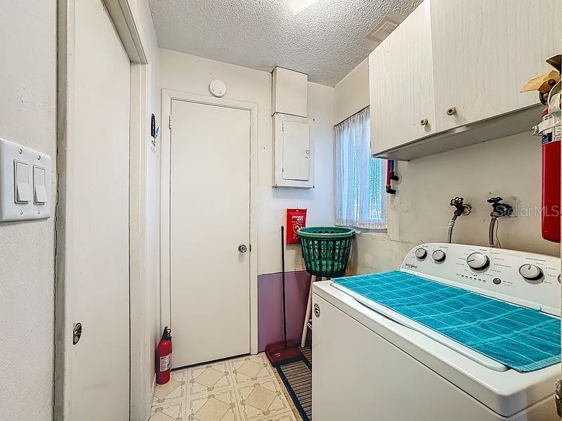 Image 18 of 25 For 313 Granada Boulevard