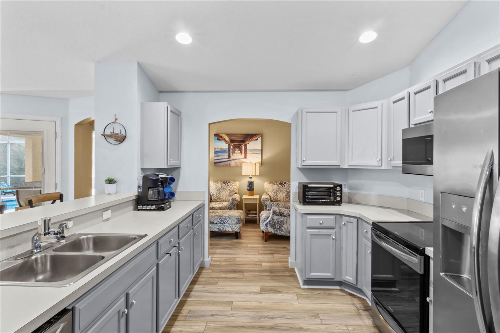 Image 2 of 45 For 136 Overbrook Street