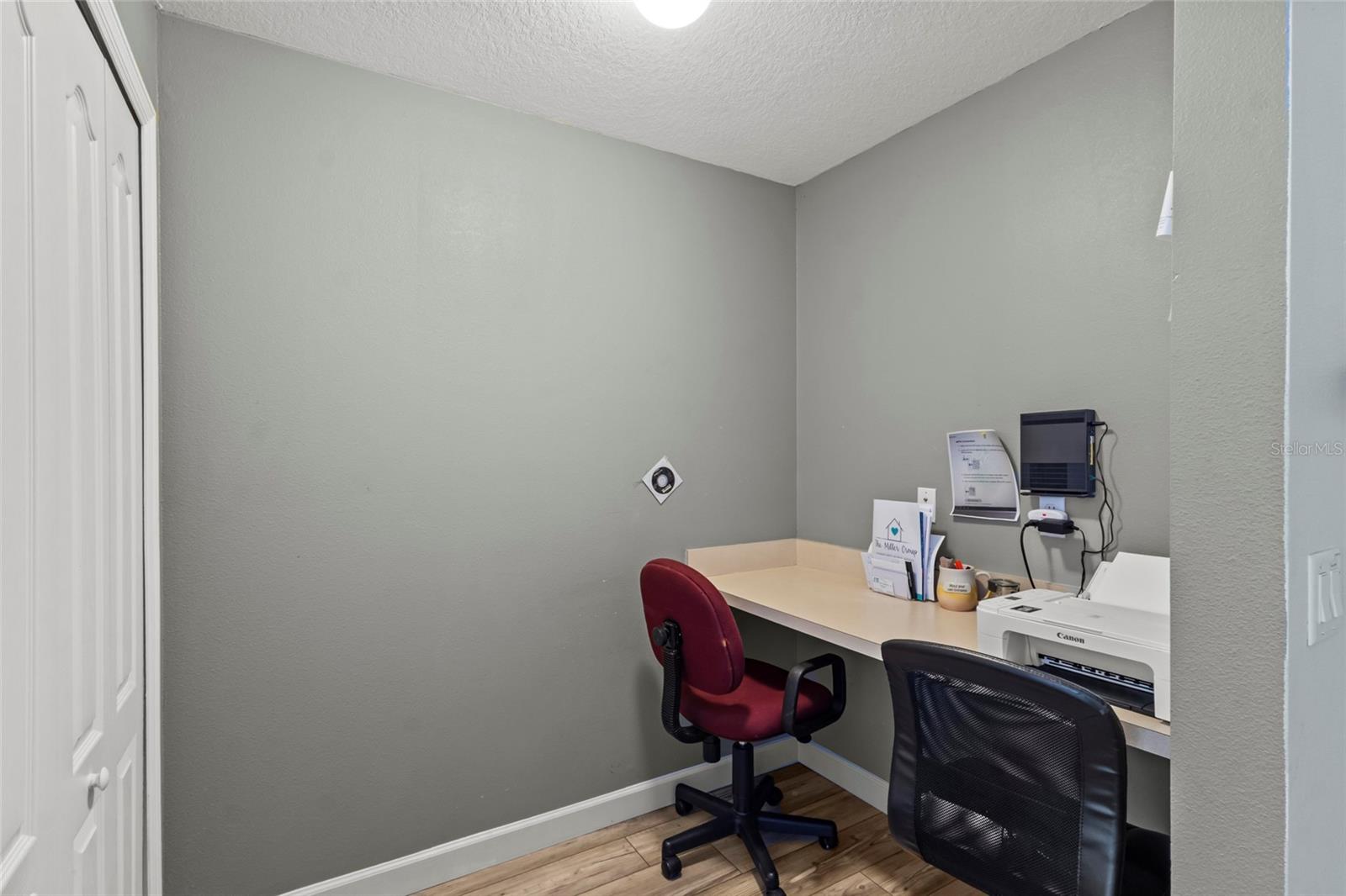 Image 33 of 45 For 136 Overbrook Street