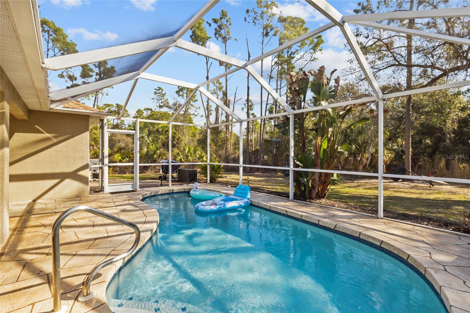 Image 35 of 45 For 136 Overbrook Street