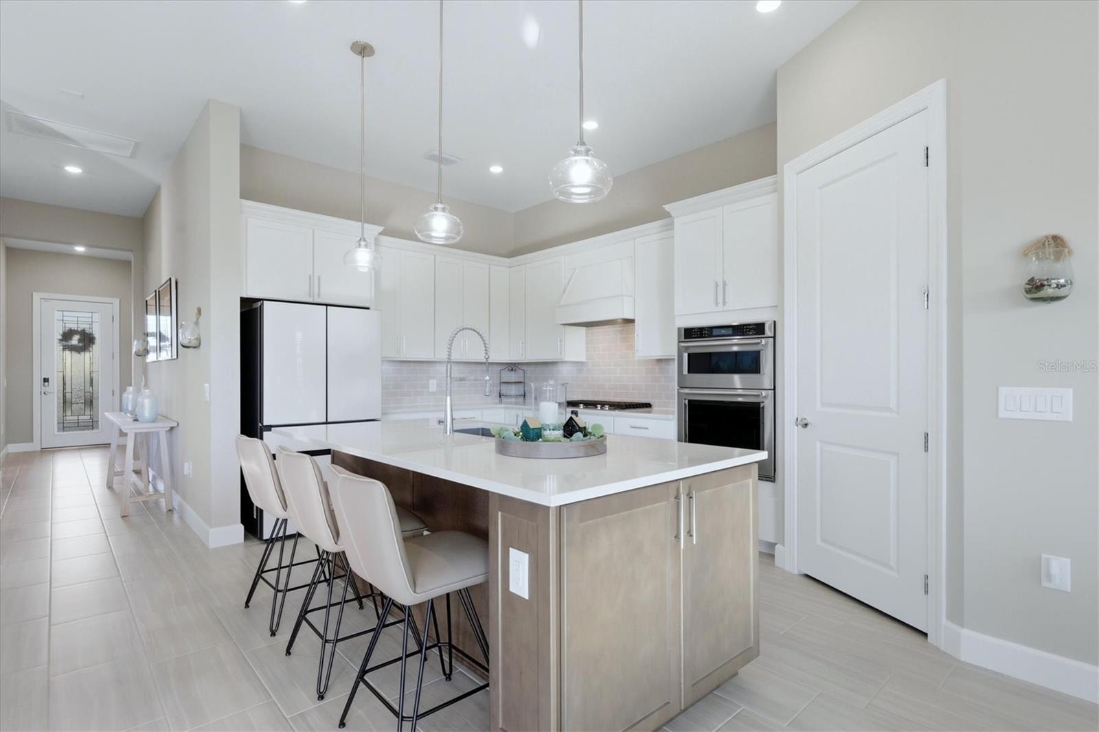 Image 12 of 54 For 6076 Silver Grass Court