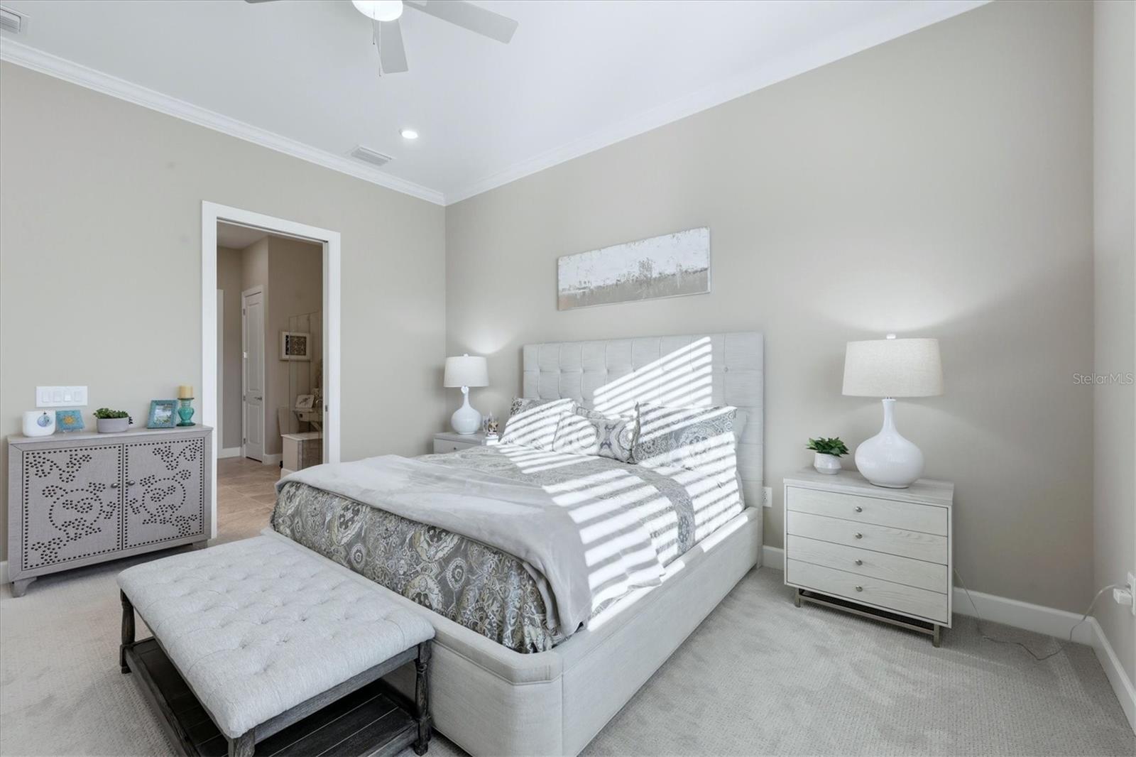 Image 17 of 54 For 6076 Silver Grass Court