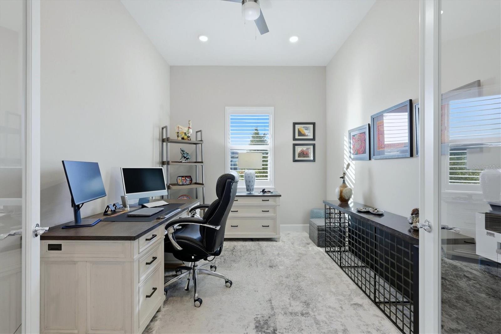 Image 25 of 54 For 6076 Silver Grass Court