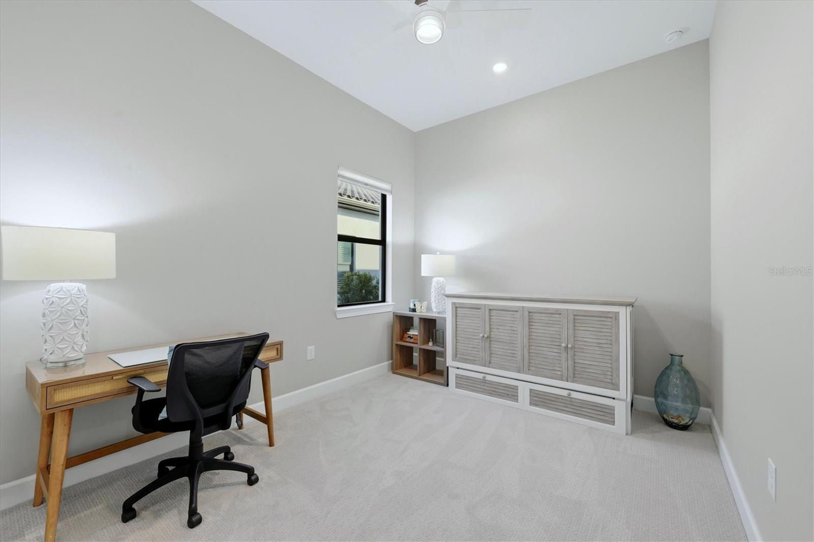 Image 26 of 54 For 6076 Silver Grass Court