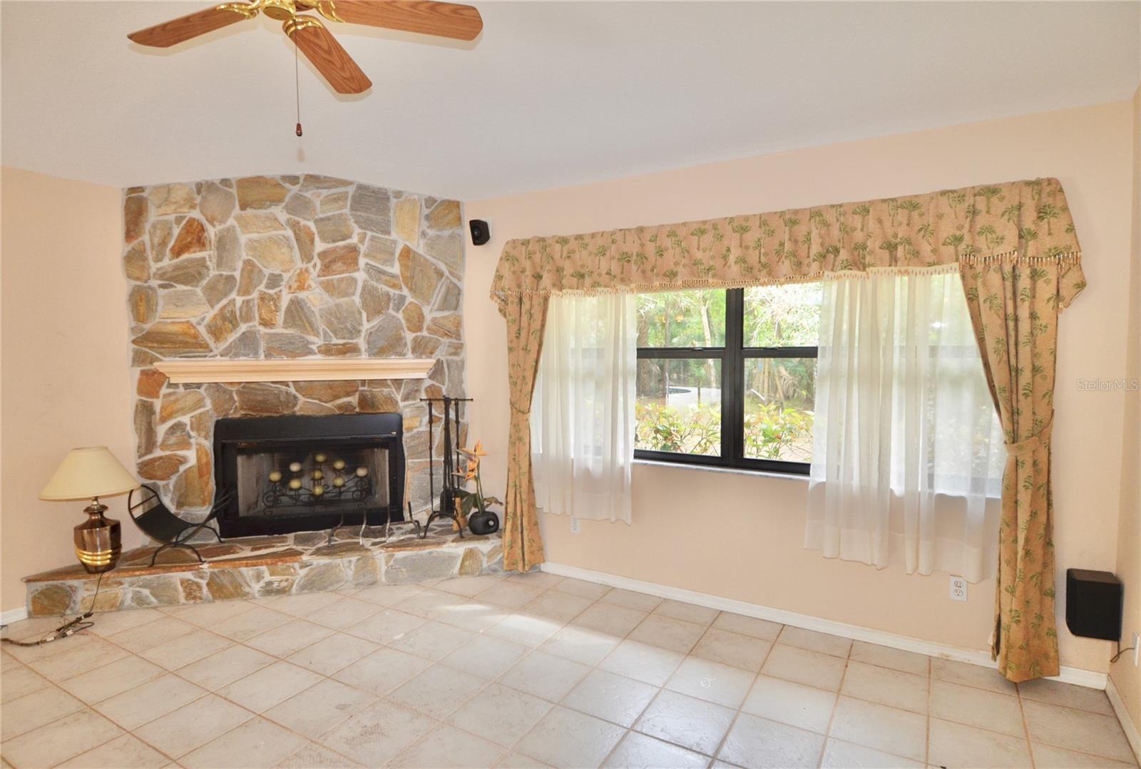 Image 16 of 33 For 6514 Biscayne Drive