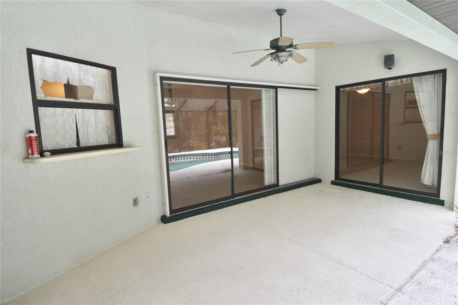 Image 23 of 33 For 6514 Biscayne Drive