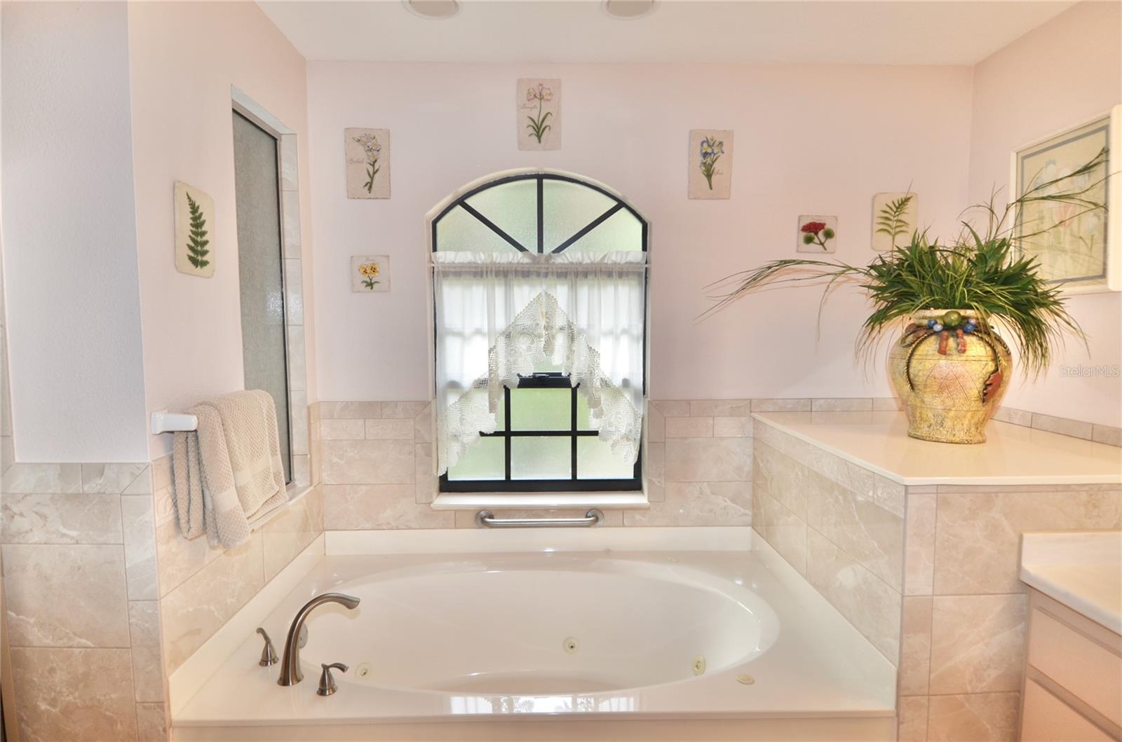 Image 7 of 33 For 6514 Biscayne Drive