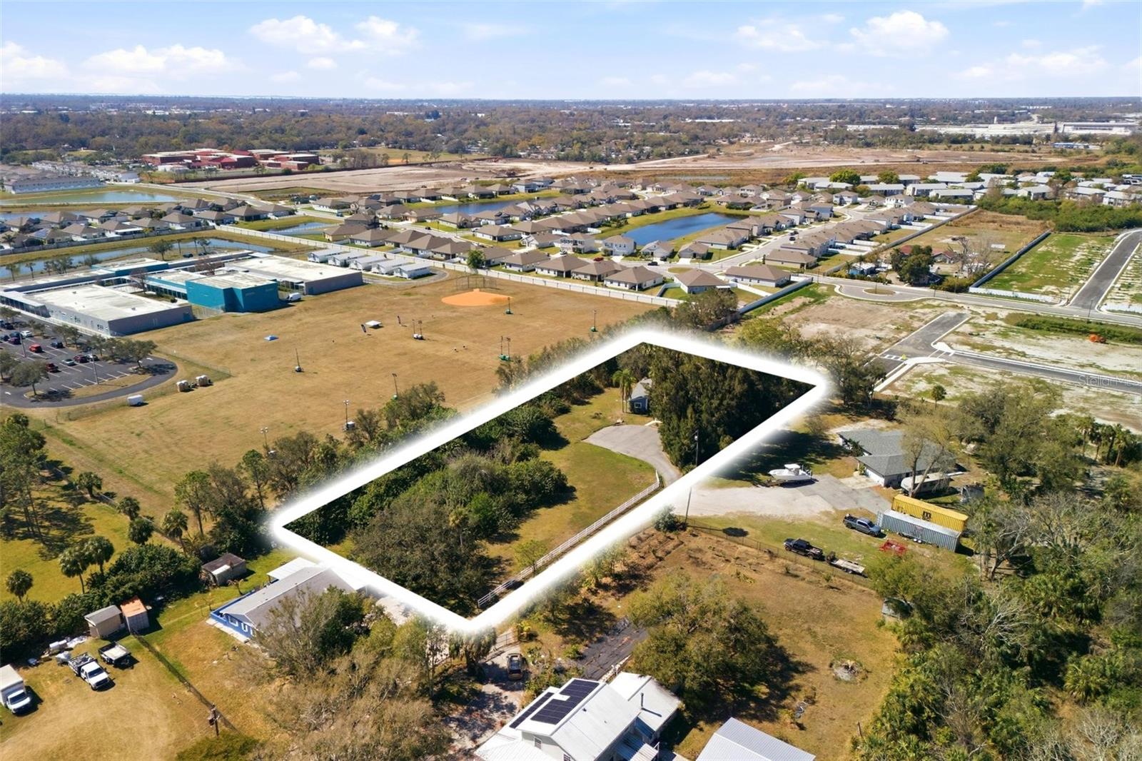 Image 3 of 59 For 2512 16th Avenue Drive E