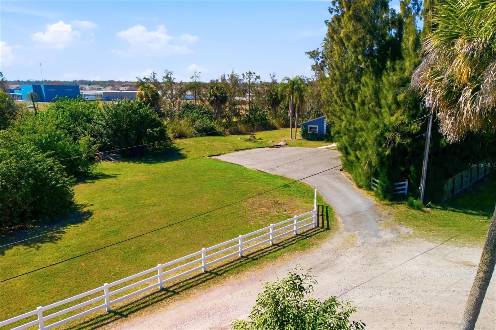 Image 4 of 59 For 2512 16th Avenue Drive E