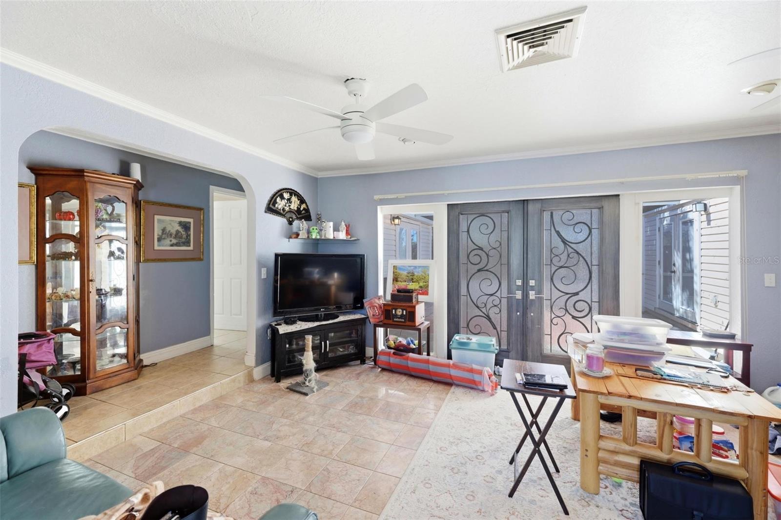 Image 9 of 59 For 2512 16th Avenue Drive E