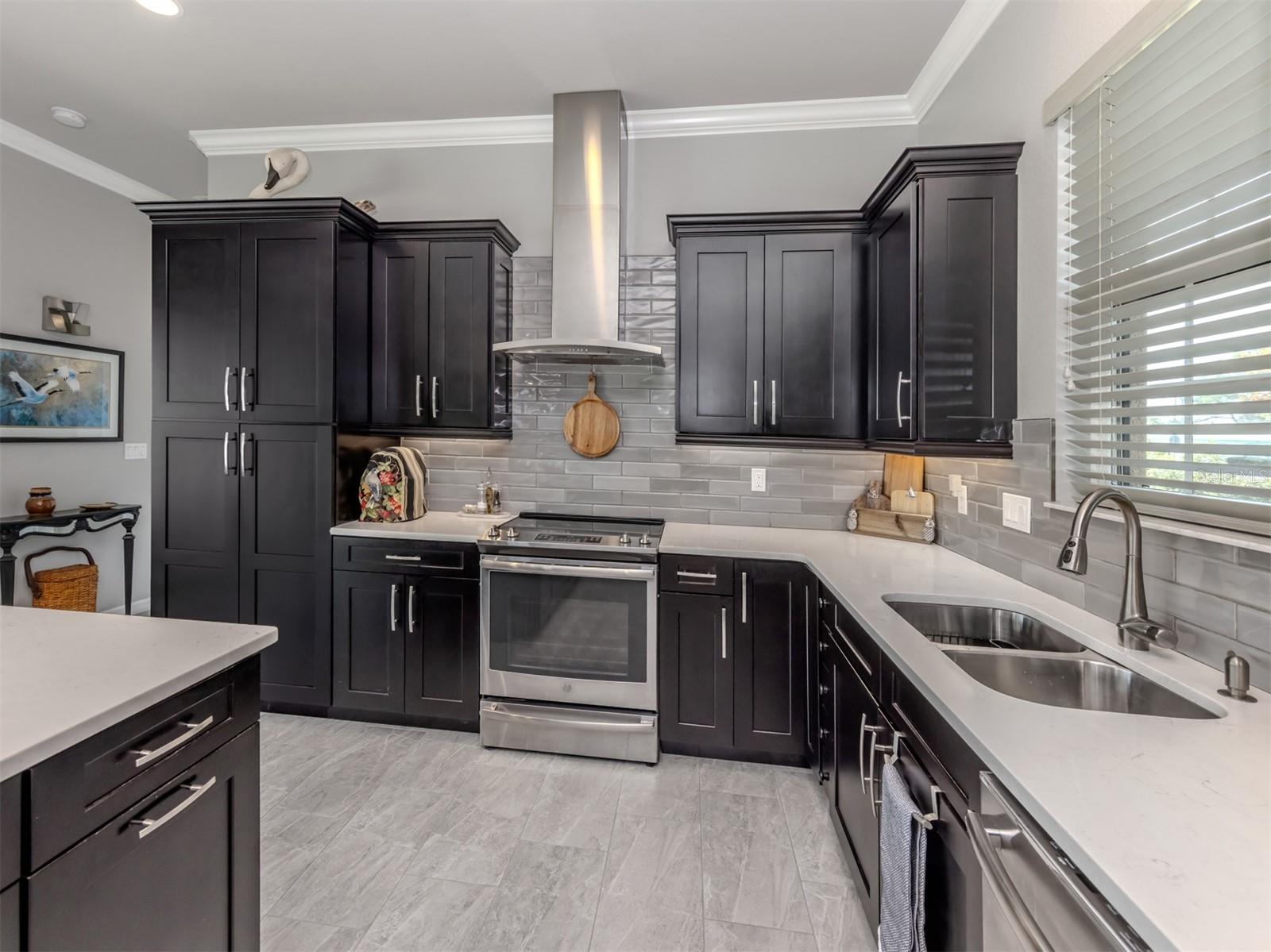 Image 14 of 48 For 1109 The Rialto