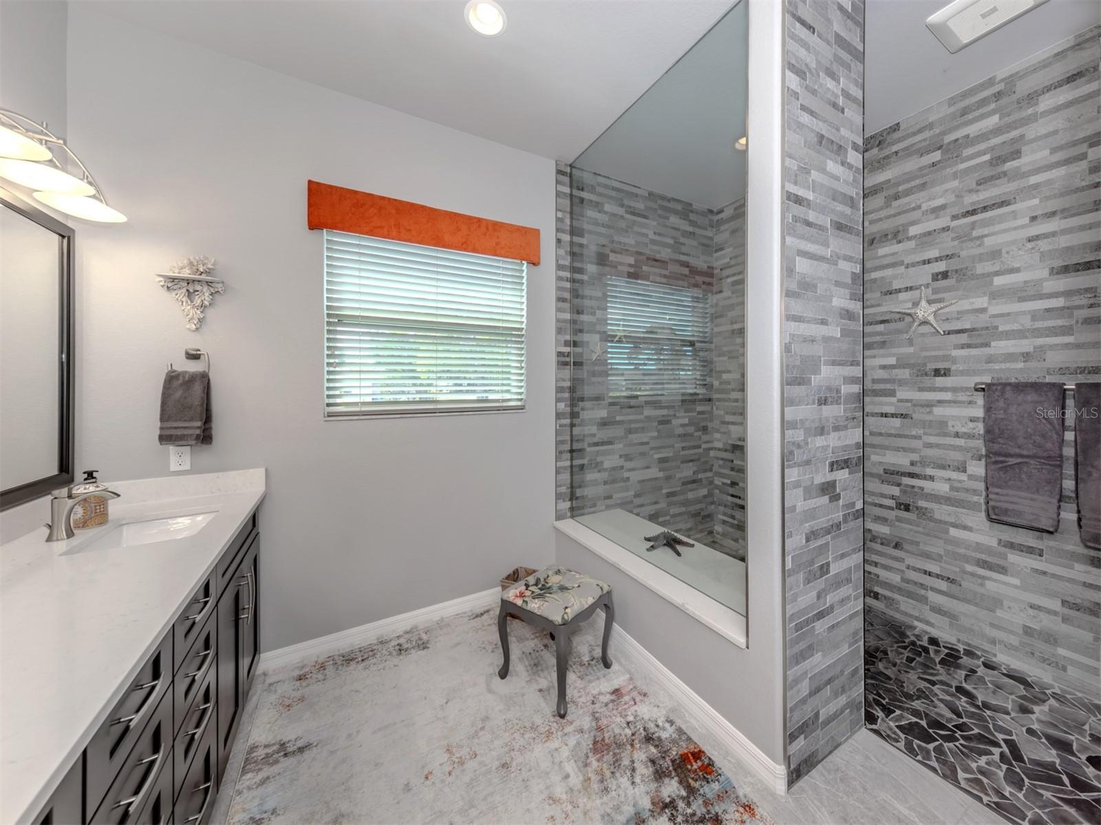 Image 19 of 48 For 1109 The Rialto