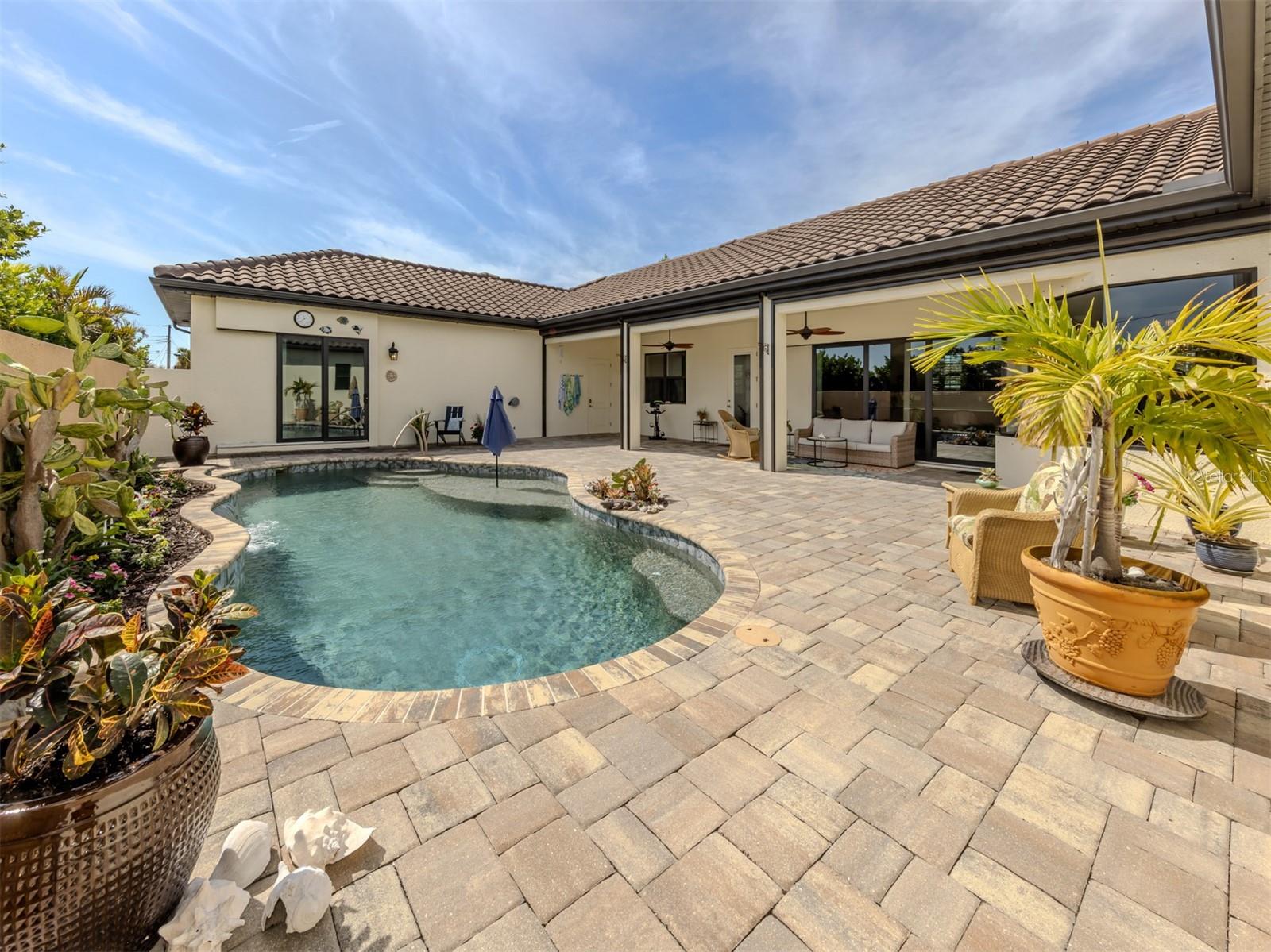 Image 27 of 48 For 1109 The Rialto