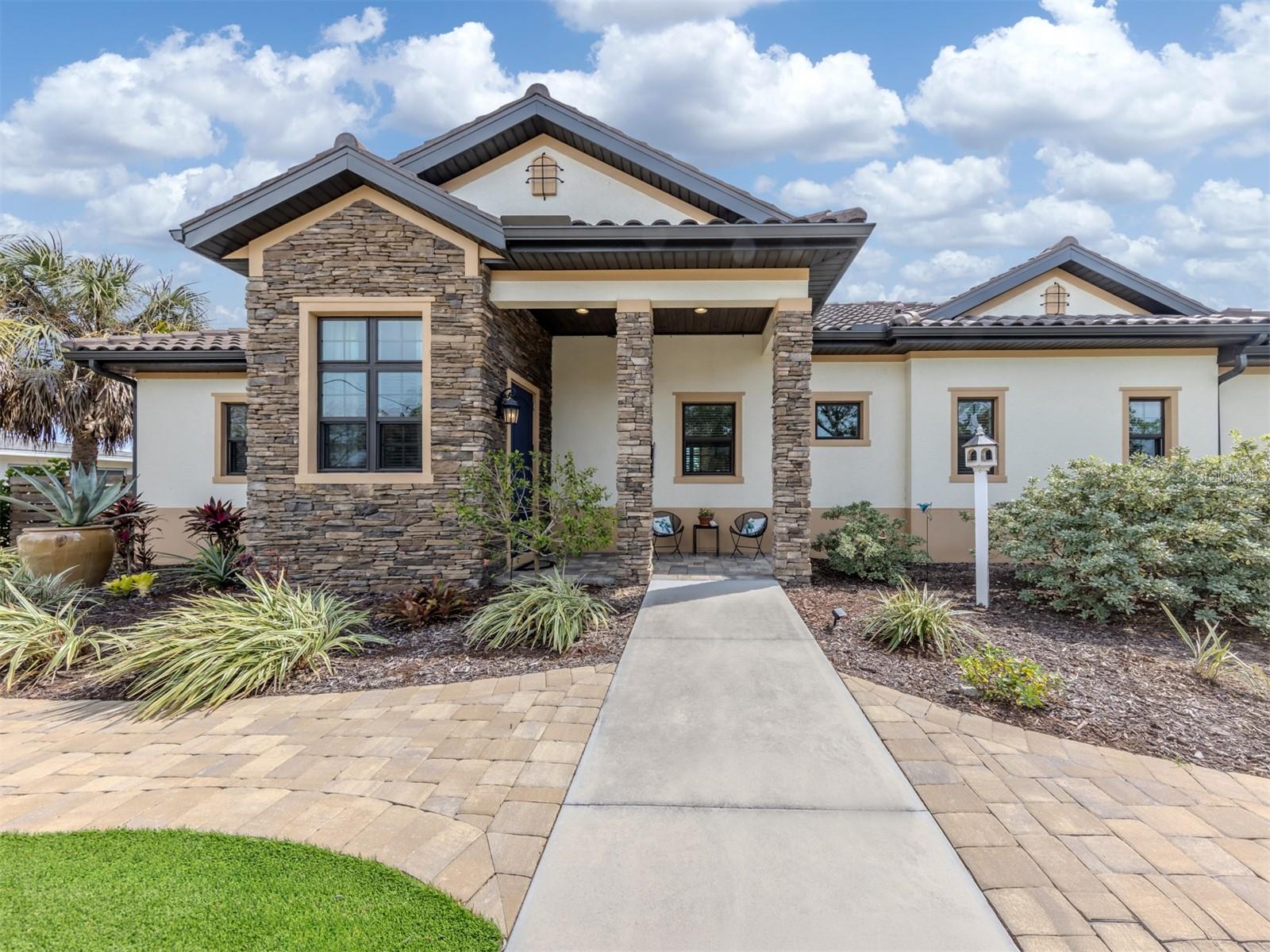 Image 33 of 48 For 1109 The Rialto