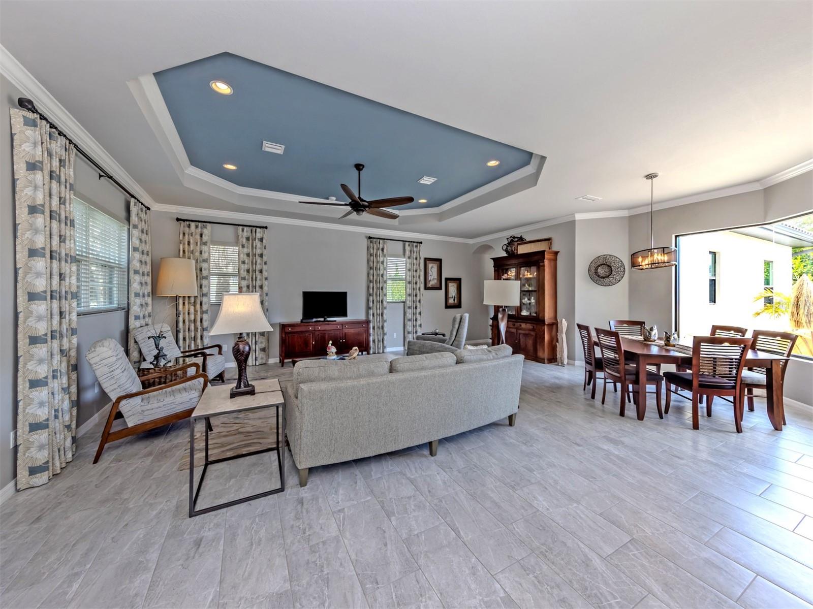 Image 6 of 48 For 1109 The Rialto