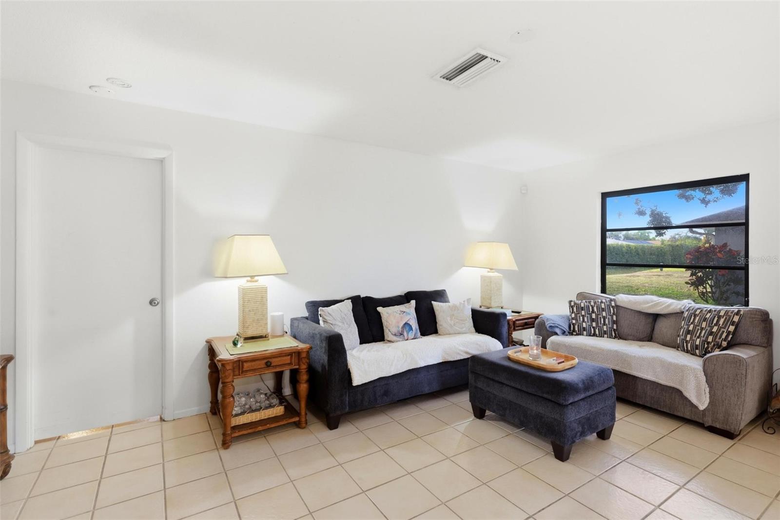 Image 17 of 47 For 1608 Bob O Link Drive