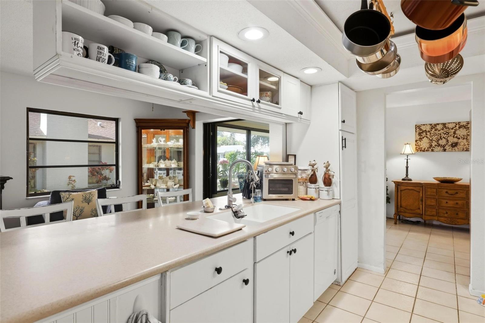 Image 22 of 47 For 1608 Bob O Link Drive