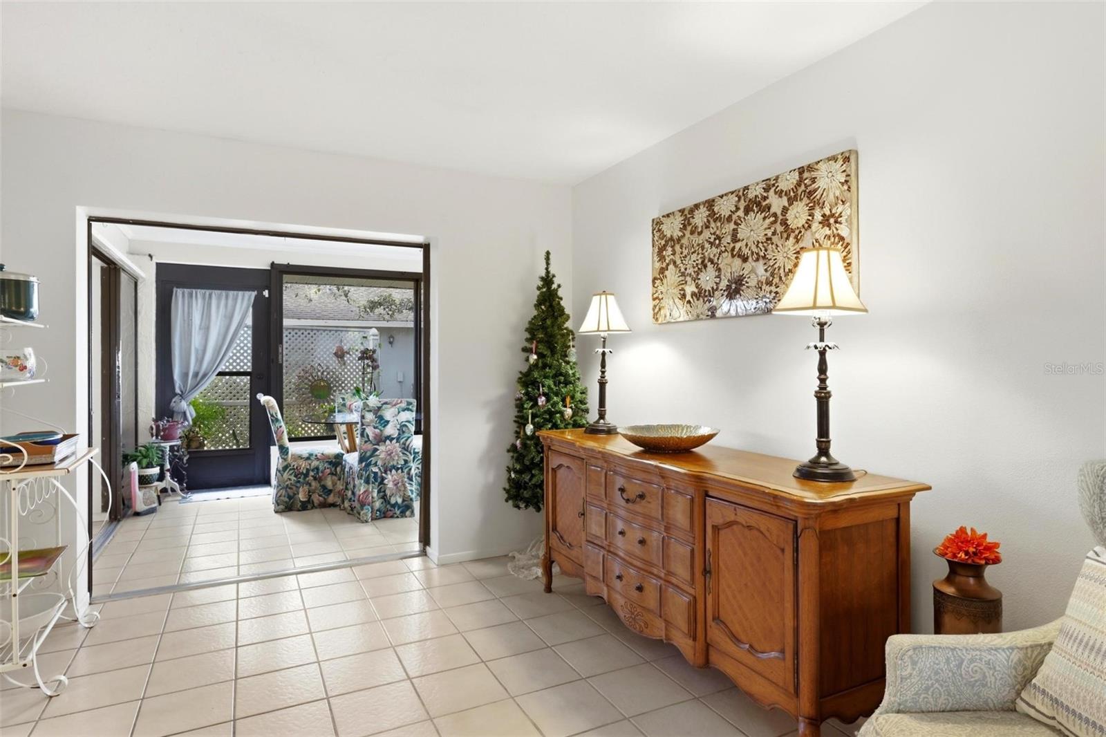 Image 26 of 47 For 1608 Bob O Link Drive