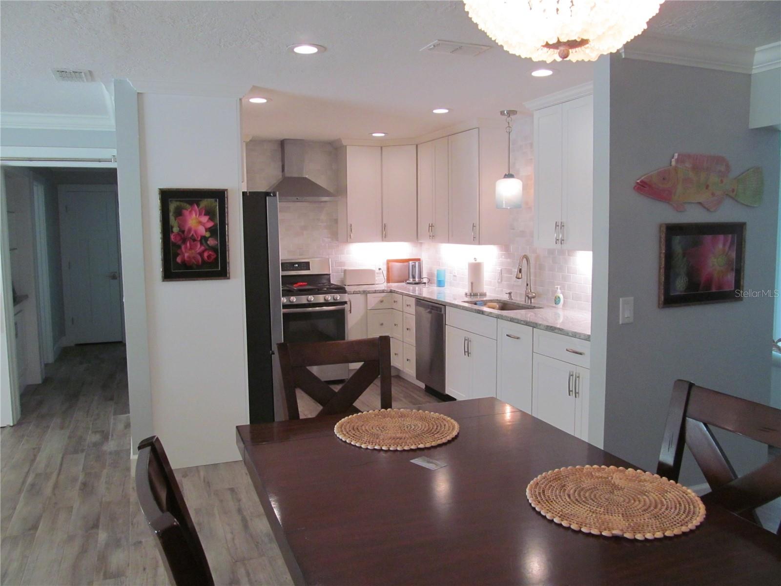 Image 12 of 58 For 150 Fiesole Street