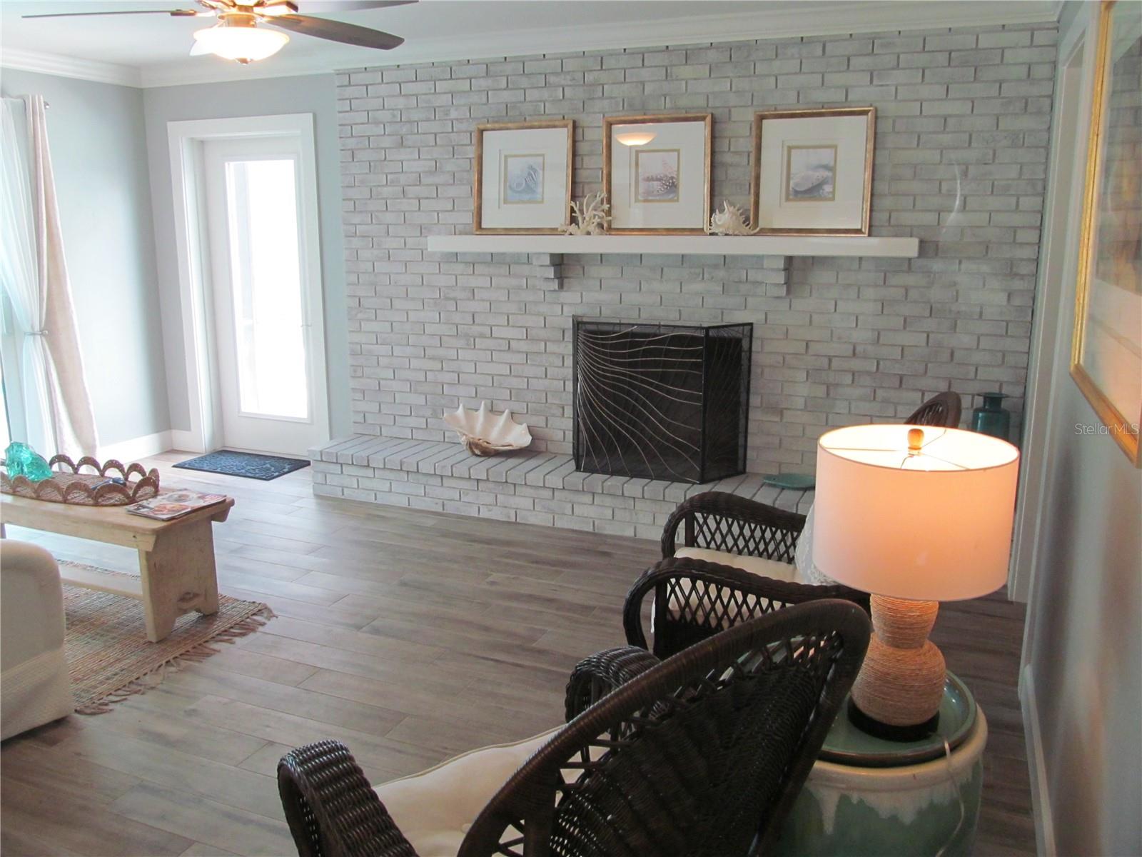 Image 18 of 58 For 150 Fiesole Street