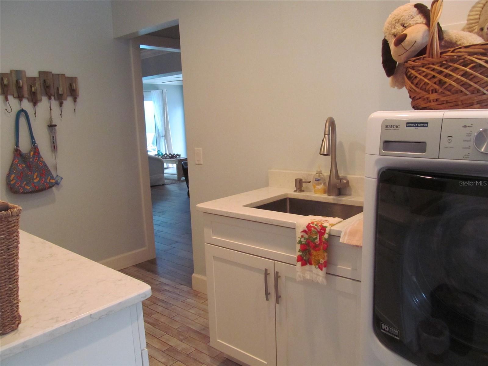 Image 29 of 58 For 150 Fiesole Street