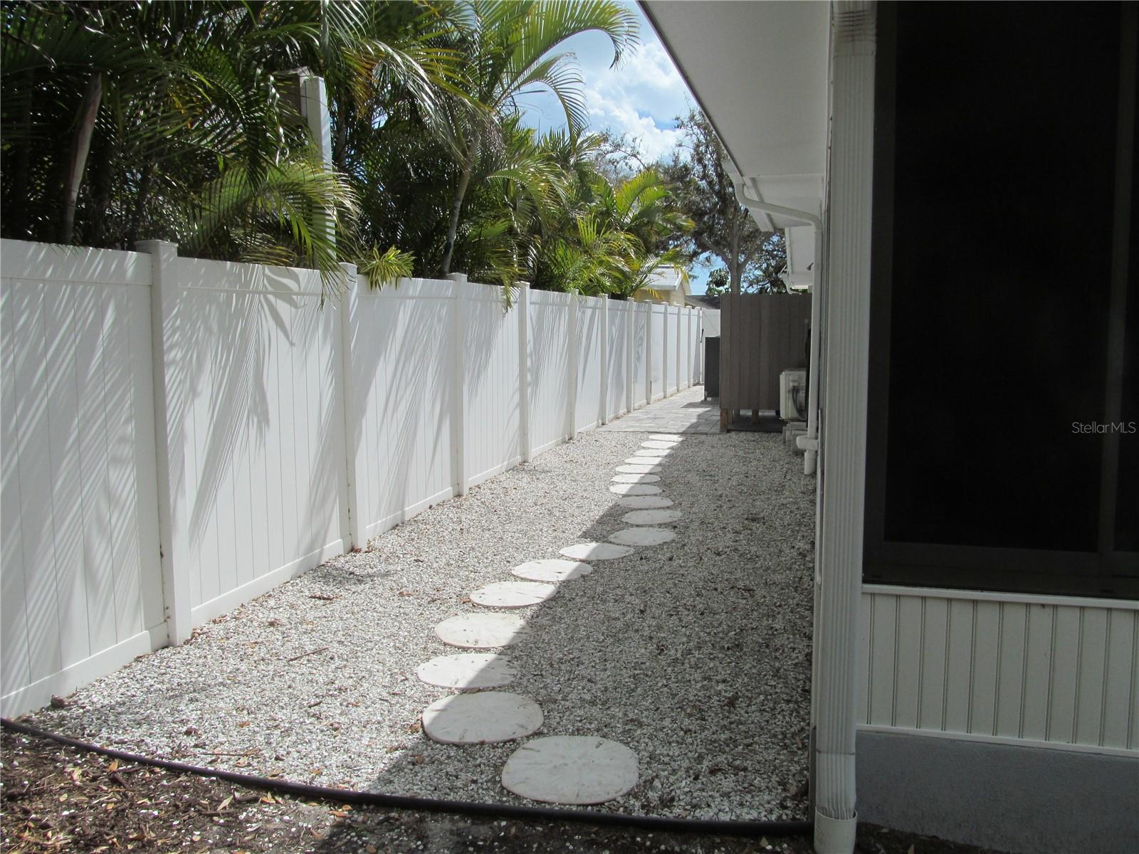 Image 50 of 58 For 150 Fiesole Street