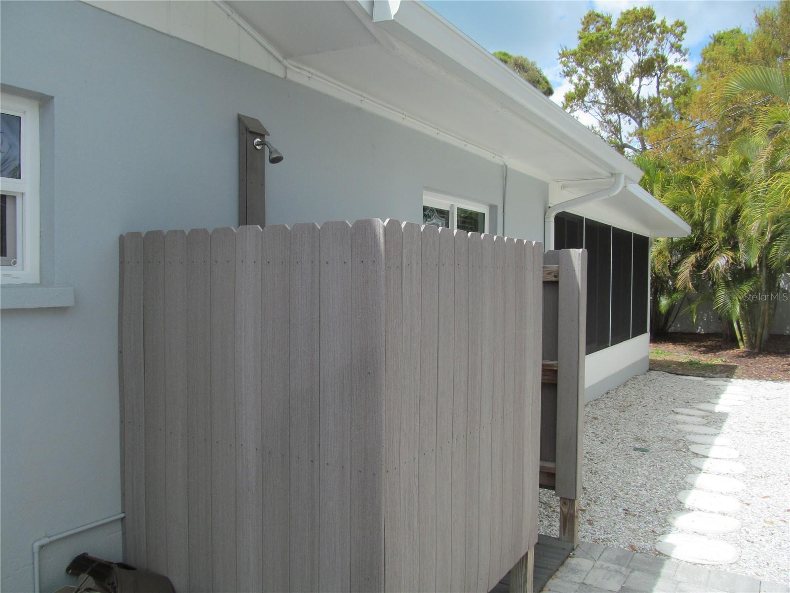 Image 53 of 58 For 150 Fiesole Street