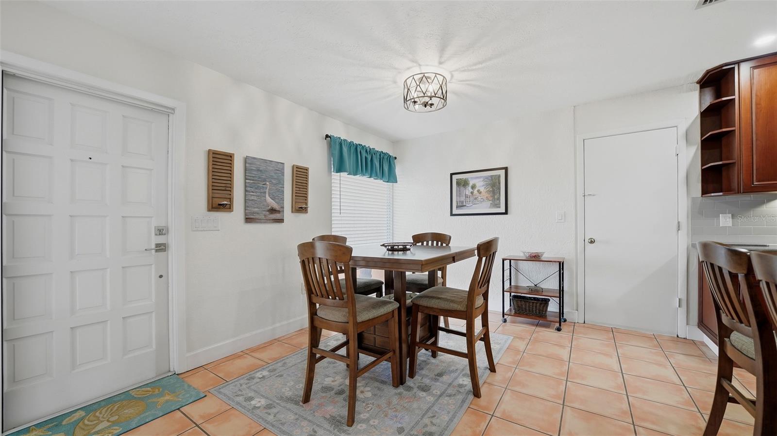 Image 14 of 71 For 1514 Pamela Street