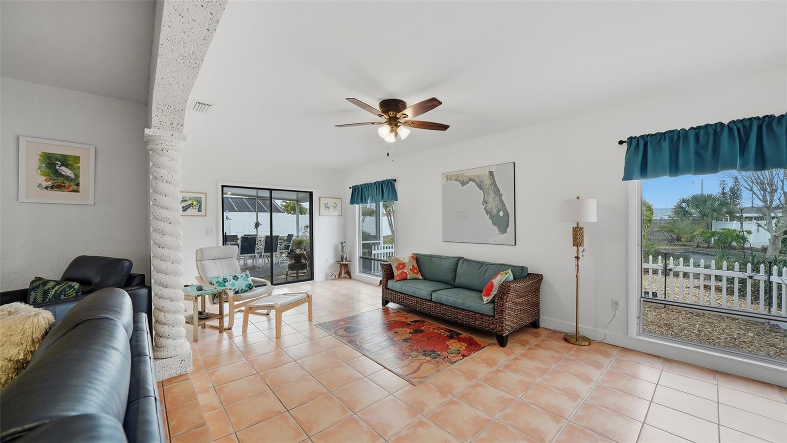 Image 23 of 71 For 1514 Pamela Street