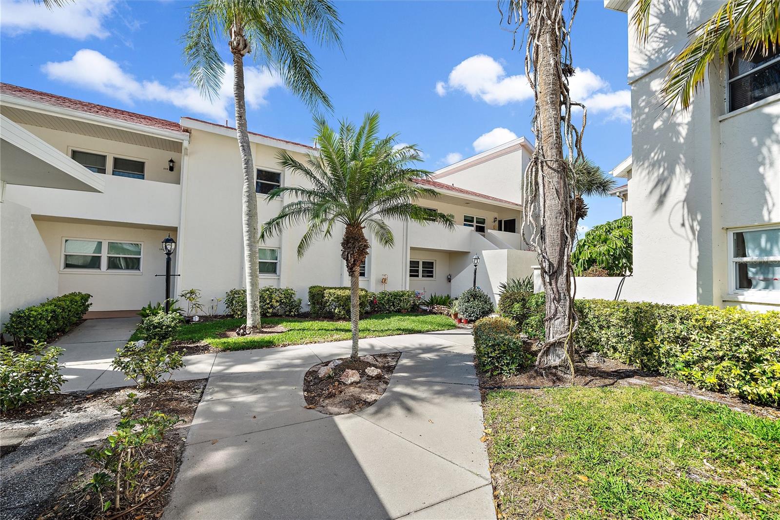 Details for 758 Village Circle 207, VENICE, FL 34292