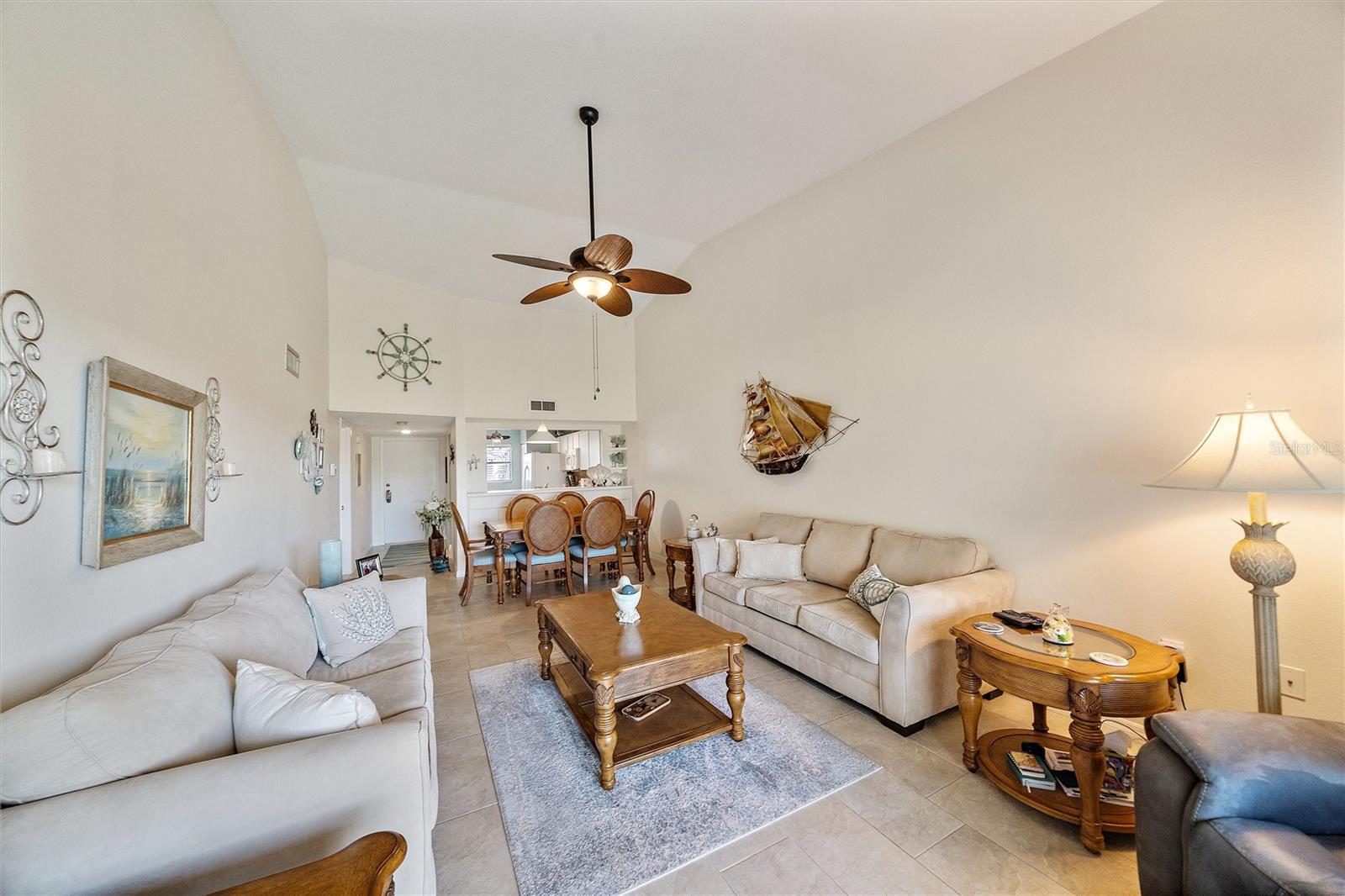 Image 12 of 32 For 758 Village Circle 207