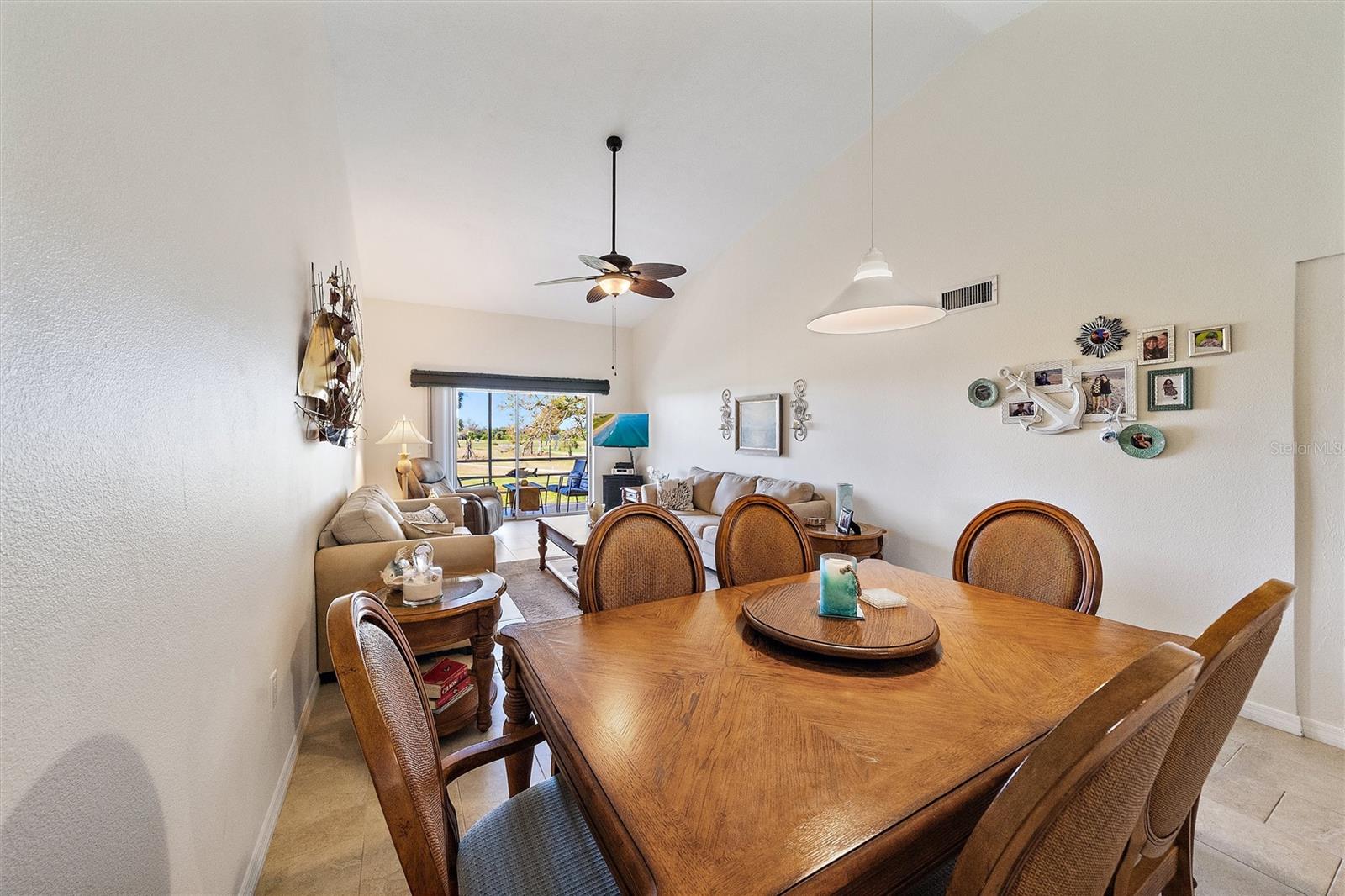 Image 14 of 32 For 758 Village Circle 207