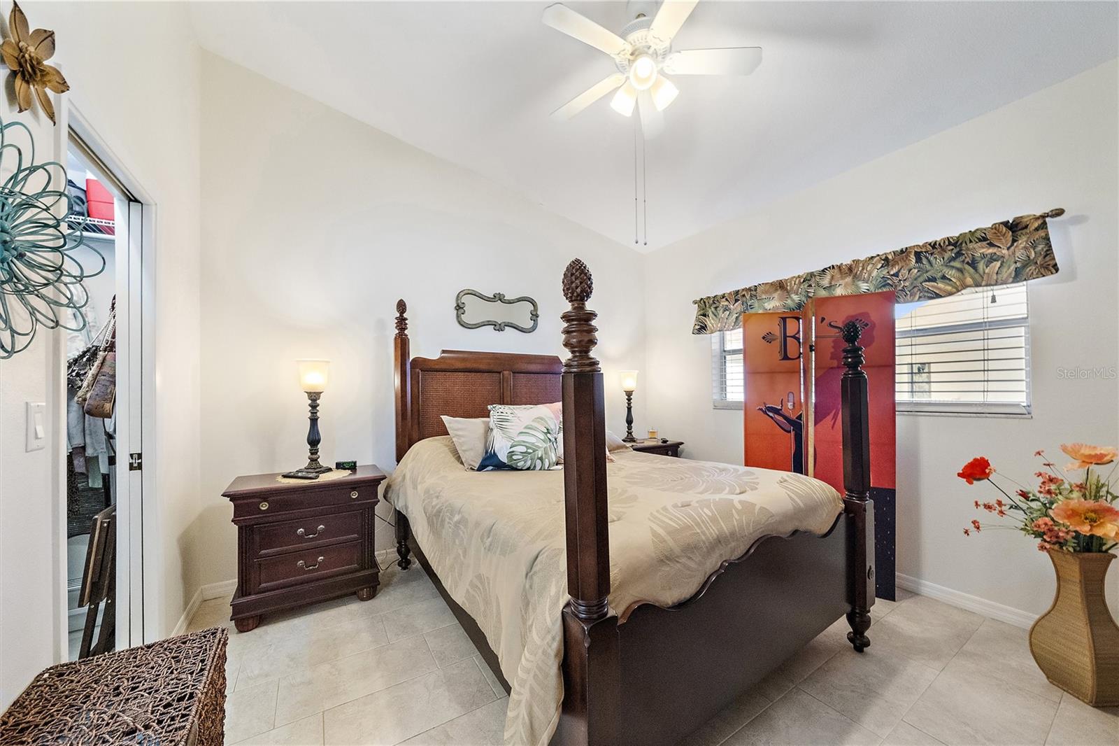 Image 7 of 32 For 758 Village Circle 207