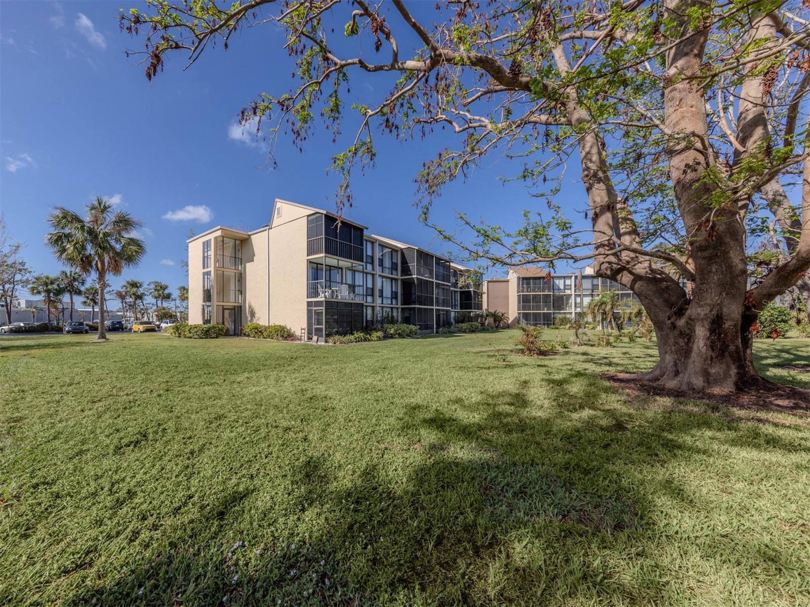 Details for 618 Bird Bay Drive S 216, VENICE, FL 34285