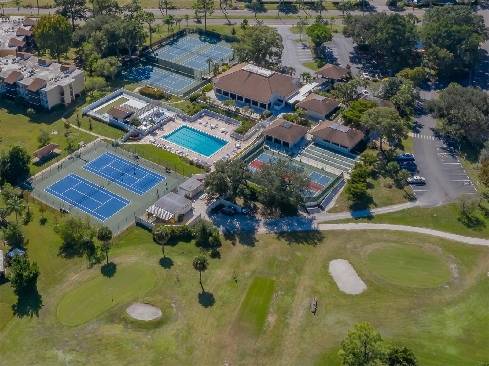 Image 41 of 75 For 618 Bird Bay Drive S 216