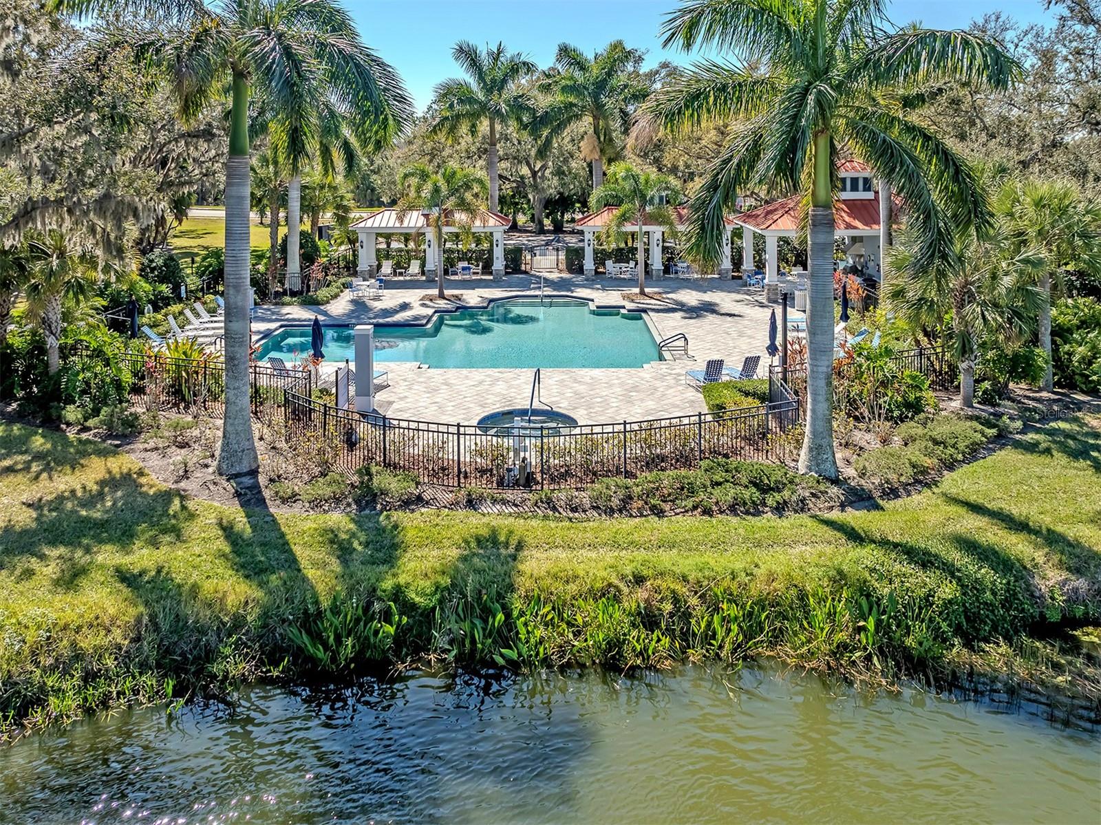 Image 36 of 55 For 7412 Ridgelake Circle