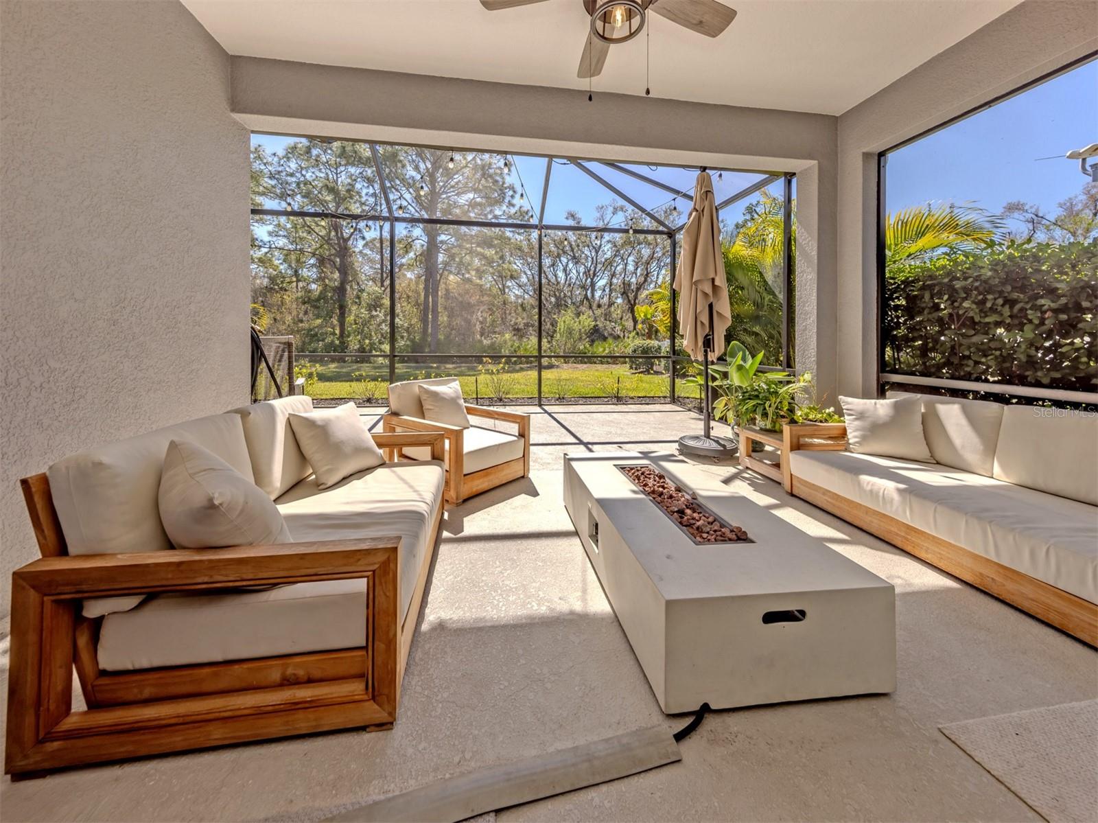 Image 7 of 55 For 7412 Ridgelake Circle