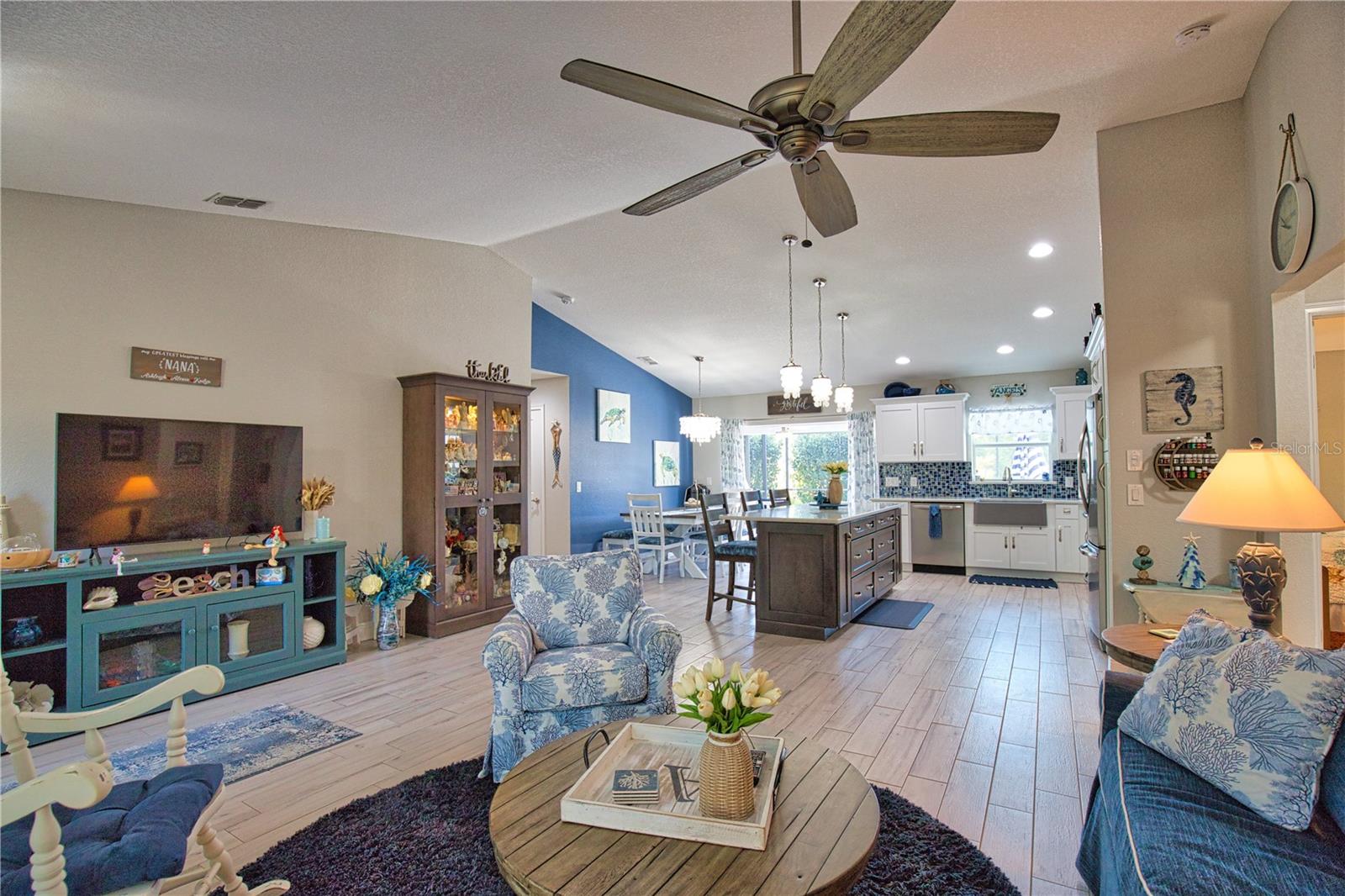 Image 12 of 52 For 9081 Bensonhurst Ln