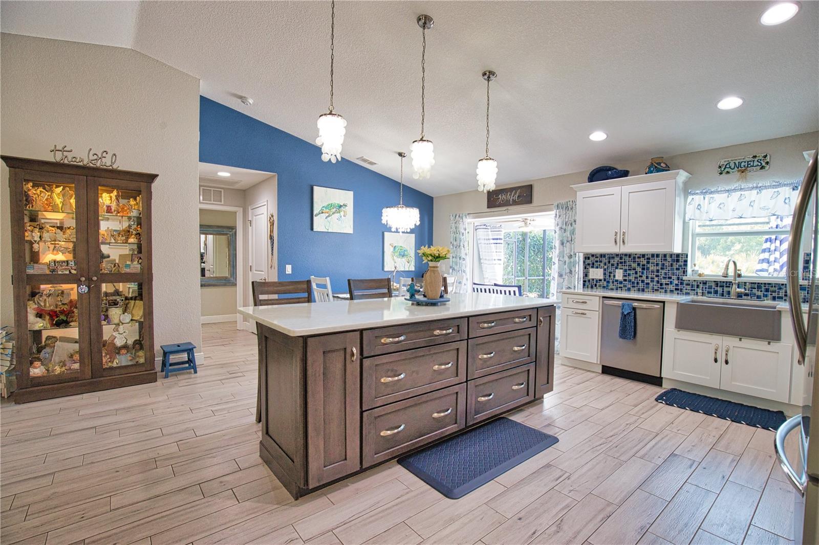 Image 13 of 52 For 9081 Bensonhurst Ln