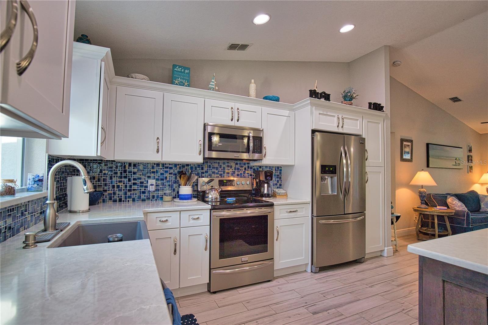 Image 21 of 52 For 9081 Bensonhurst Ln