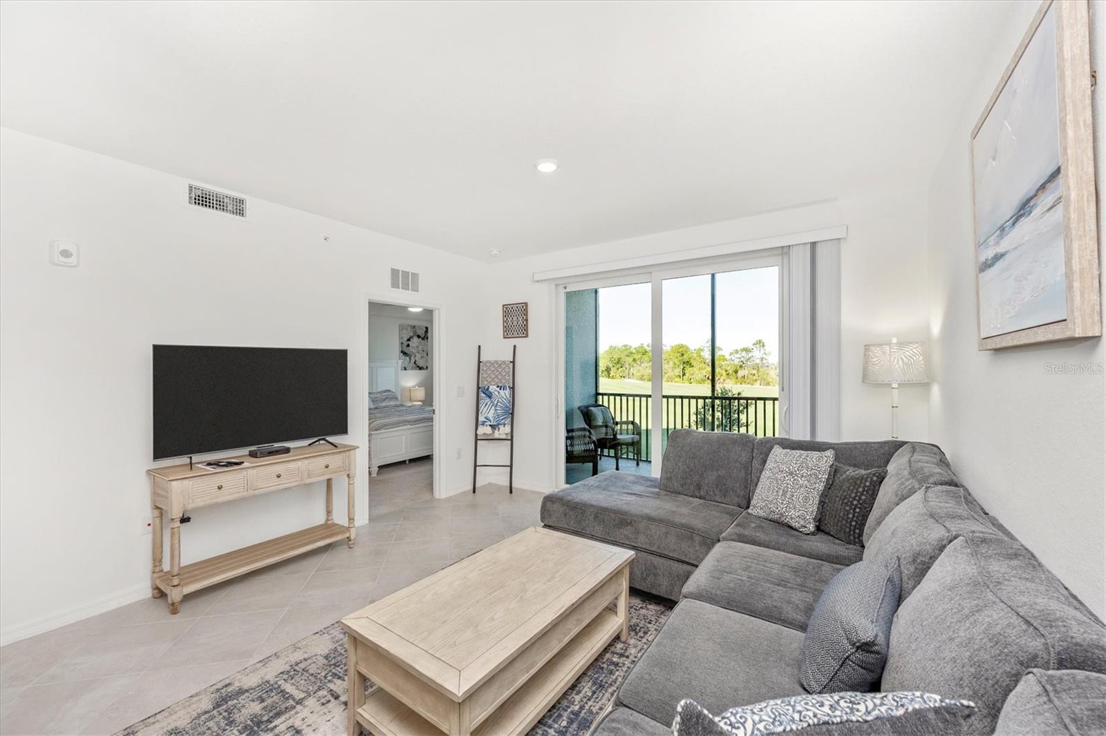 Image 16 of 99 For 12280 Wellen Golf Street 205