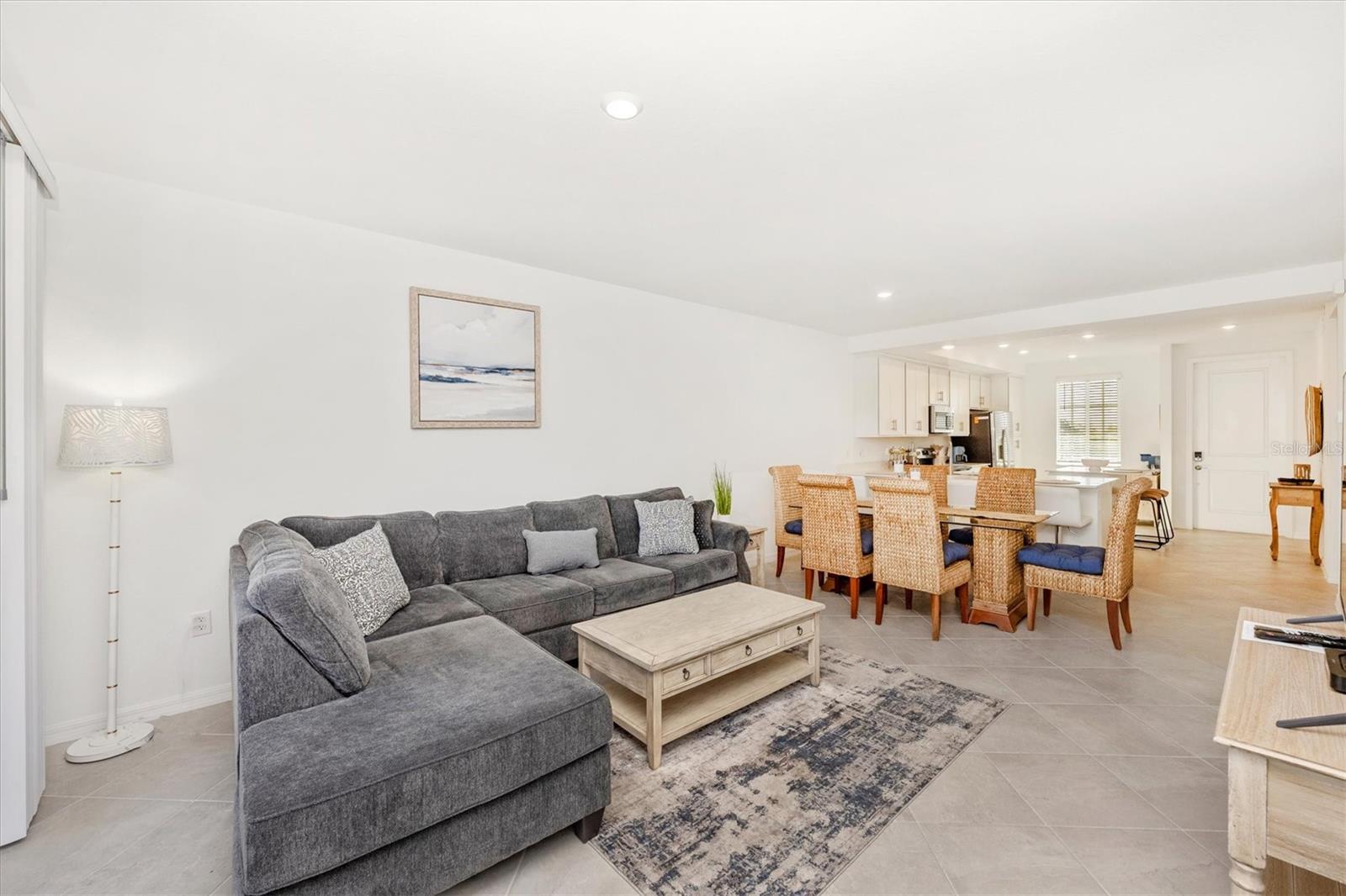 Image 17 of 99 For 12280 Wellen Golf Street 205