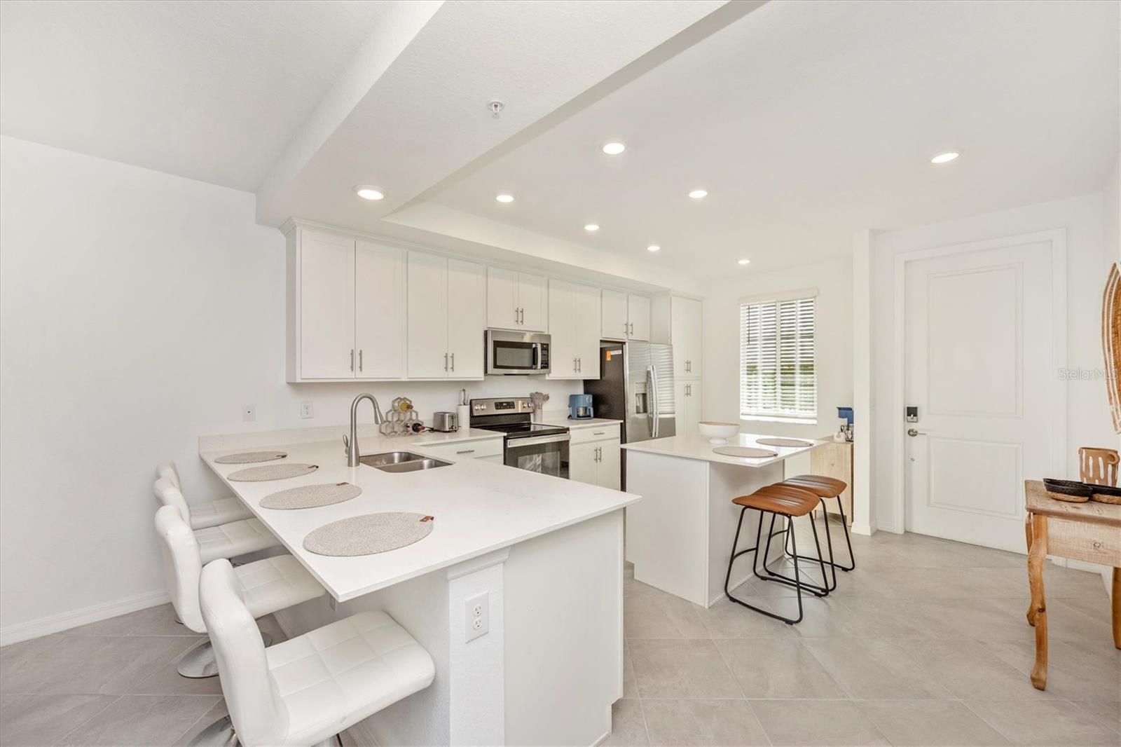 Image 4 of 99 For 12280 Wellen Golf Street 205