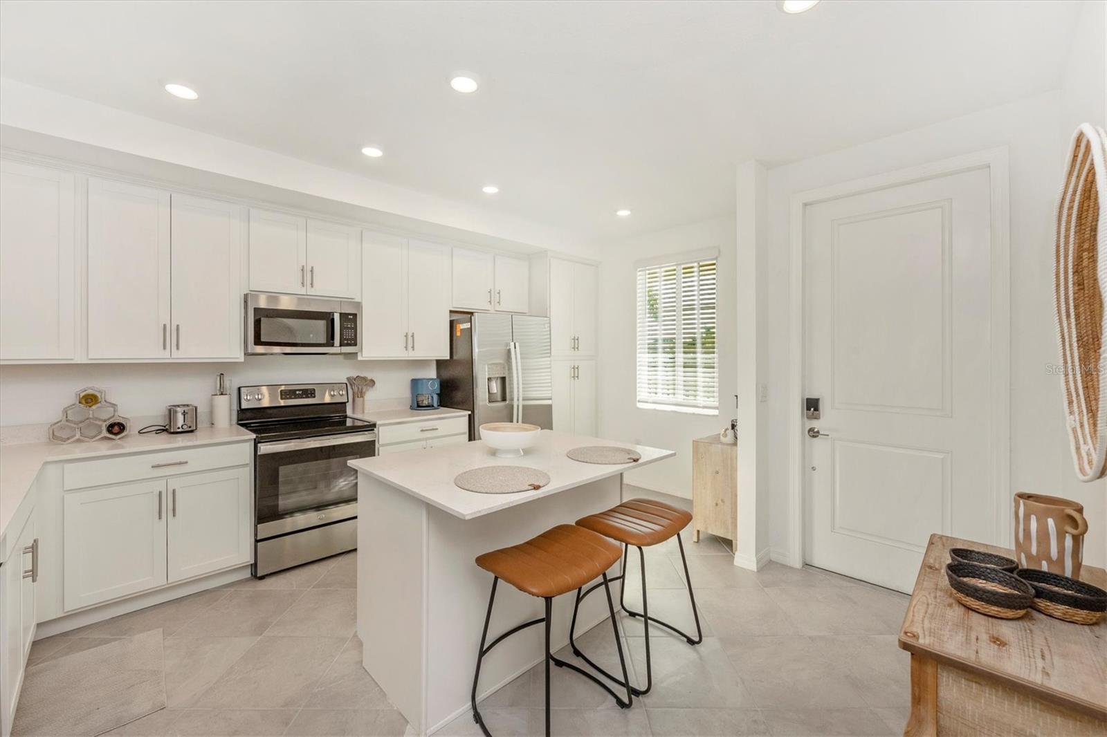 Image 6 of 99 For 12280 Wellen Golf Street 205