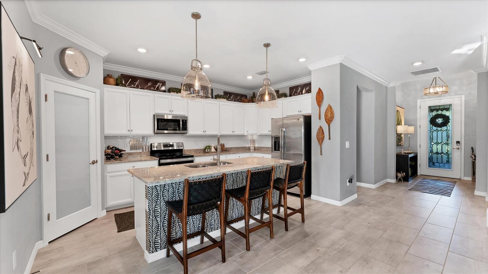 Image 16 of 91 For 10113 Colubrina Drive