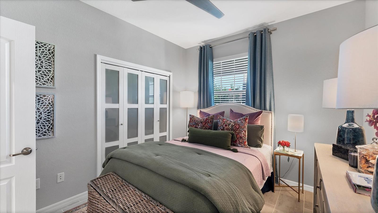 Image 27 of 91 For 10113 Colubrina Drive