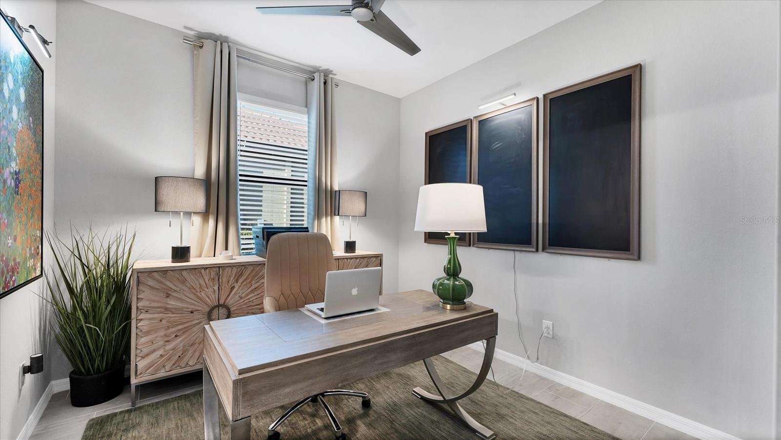 Image 29 of 91 For 10113 Colubrina Drive