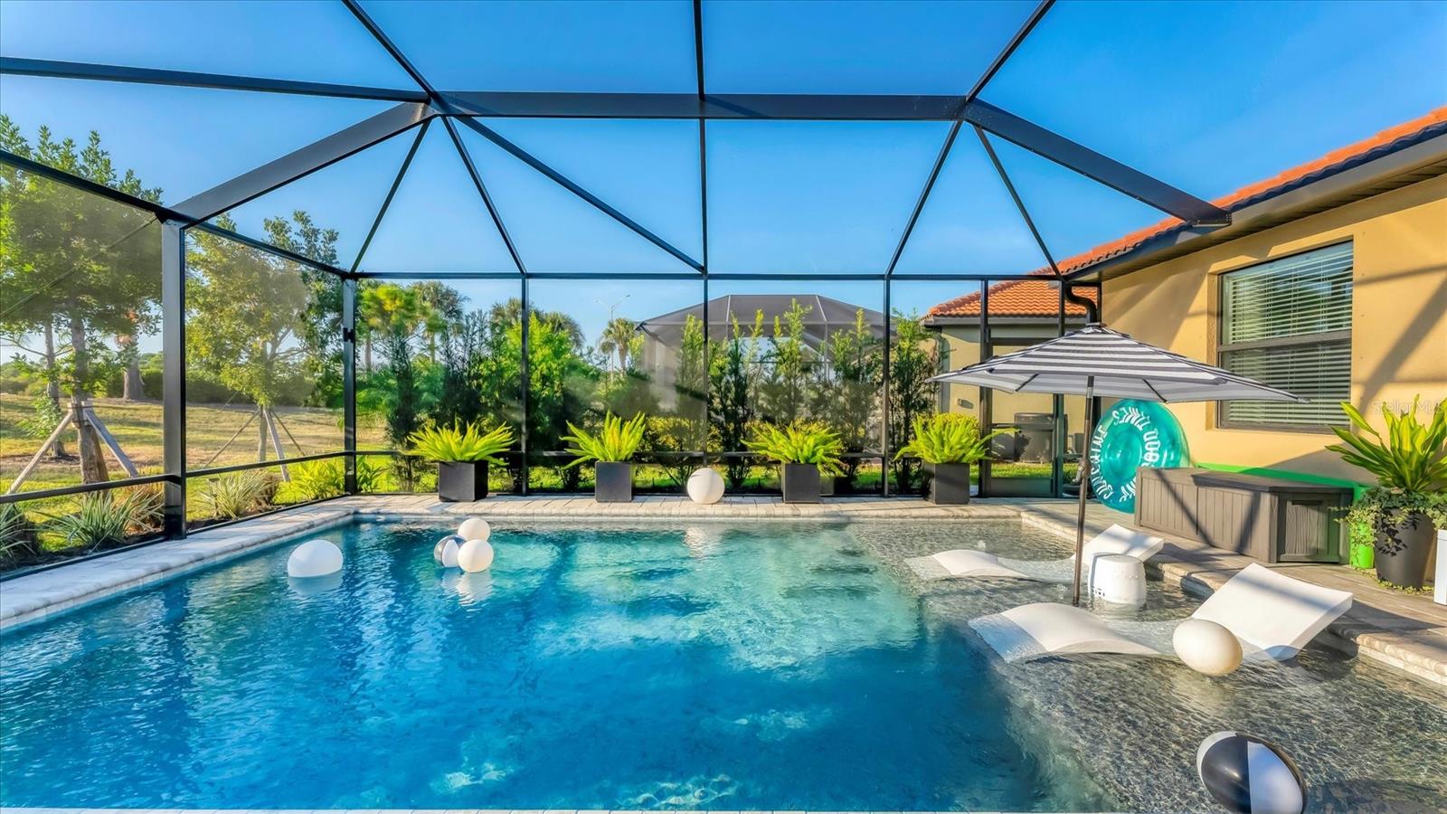 Image 41 of 91 For 10113 Colubrina Drive